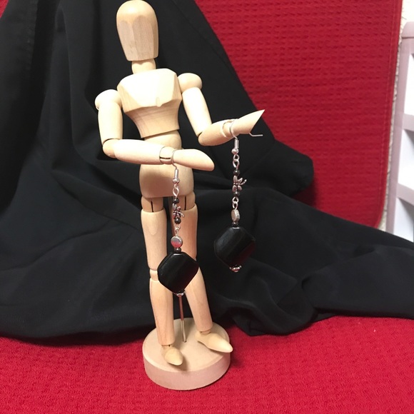 Earrings - Picture 4 of 6